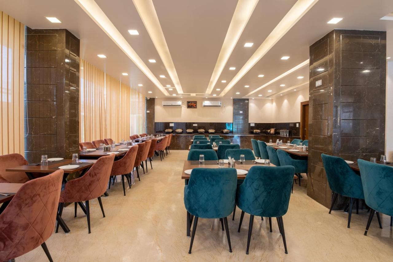 Hotel Vivaan Regency 하리드와르 외부 사진