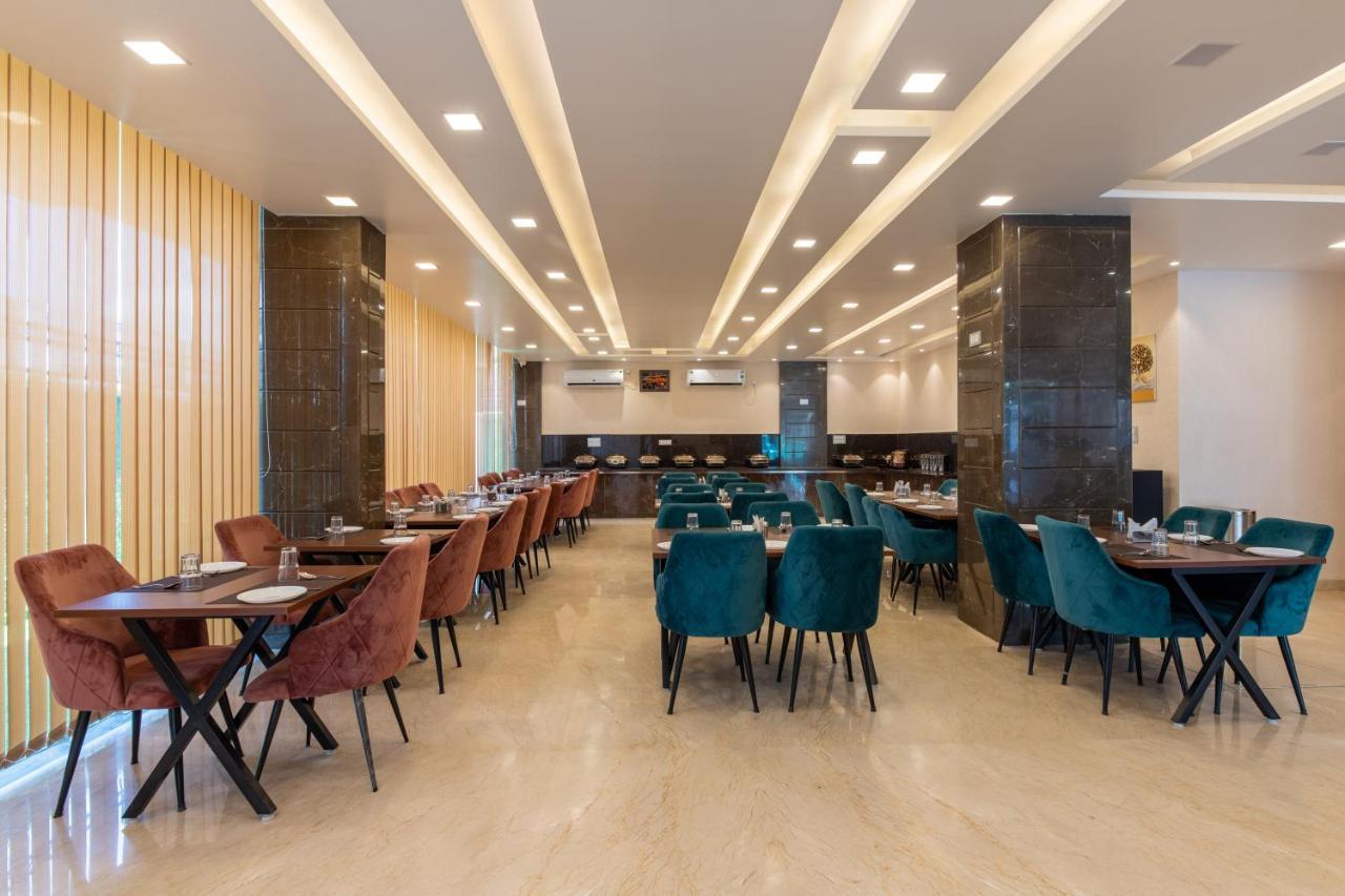 Hotel Vivaan Regency 하리드와르 외부 사진
