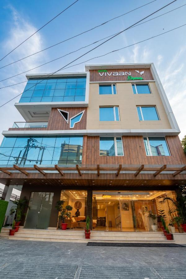 Hotel Vivaan Regency 하리드와르 외부 사진